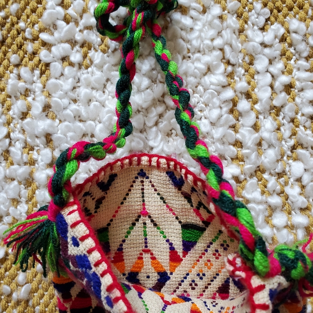 Colorful Peruvian Knit Bag - Picture 4 of 4